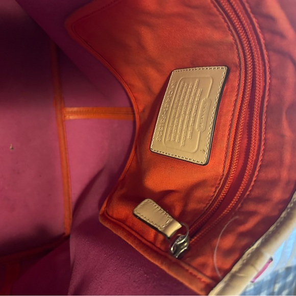 Large coach red shoulder bag - Picture 2 of 3